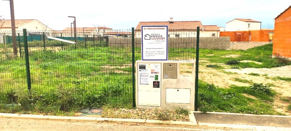 Terrain - Terrain à bâtir () à Pouzolles (34), prix 87 300 €