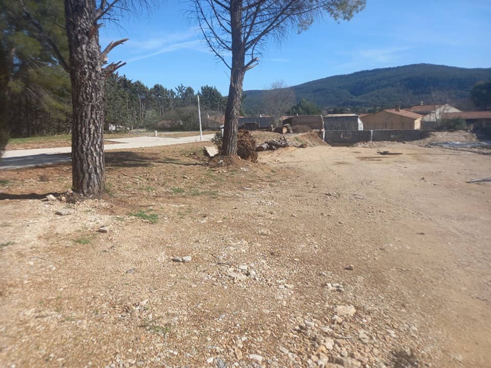 Terrain - Terrain à bâtir Cuges-les-Pins (13780) à Cuges-les-Pins (13), prix 240 000 €