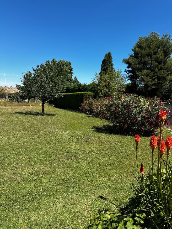 Terrain - Terrain à bâtir () à Aix-en-Provence (13), prix 380 000 €