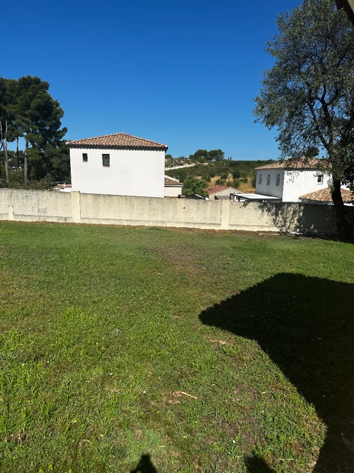 Maison neuve - Terrain à bâtir () à Les Pennes-Mirabeau (13), prix 490 000 €