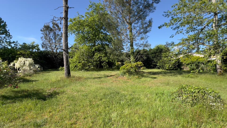 Terrain - Terrain à bâtir () à Léognan (33), prix 220 000 €