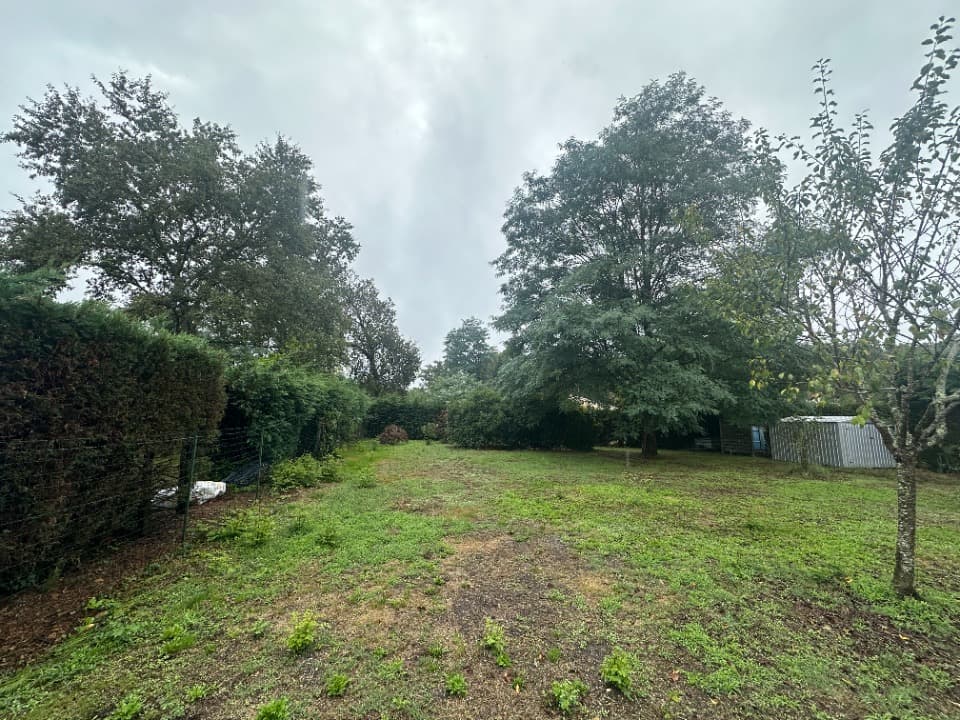 Terrain - Terrain à bâtir () à Saint-Michel-de-Rieufret (33), prix 135 000 €