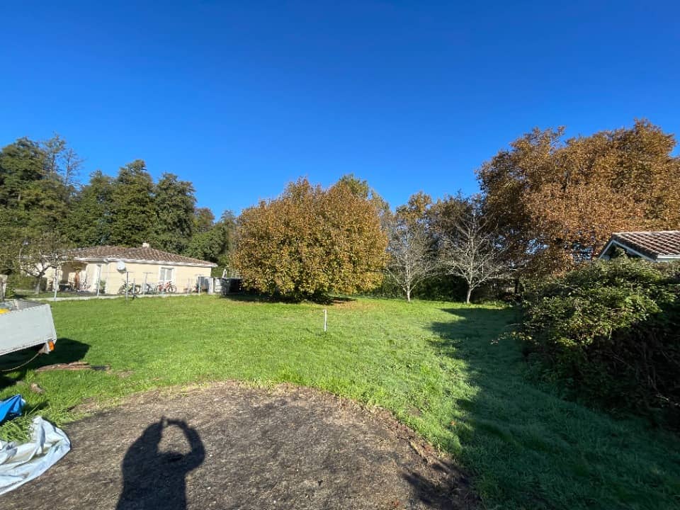 Terrain - Terrain à bâtir  () à Villenave-d'Ornon (33), prix 199 000 €