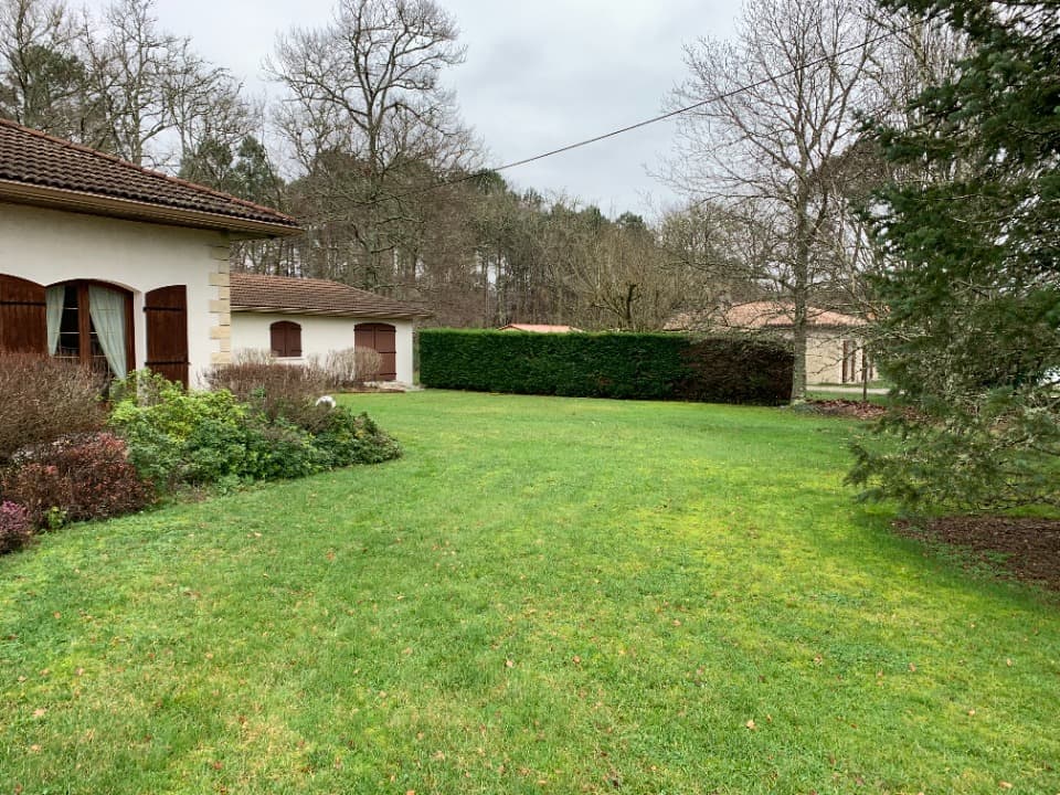 Terrain - Terrain à bâtir Budos (33720) à Budos (33), prix 40 000 €