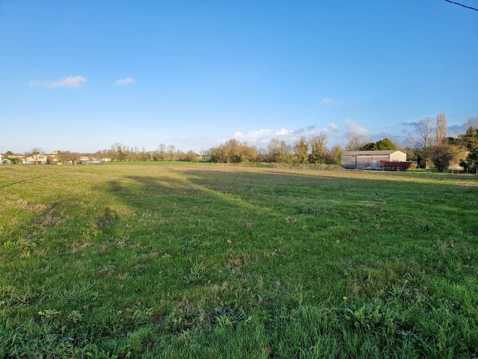 Terrain - Terrain à bâtir Bois (17240) à Bois (17), prix 17 000 €
