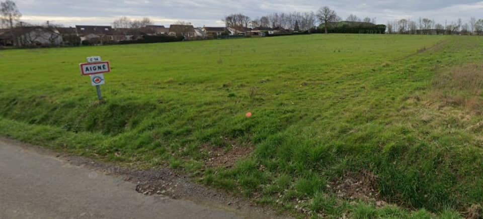 Terrain - Terrain à bâtir () à Aigné, prix 71 000 €
