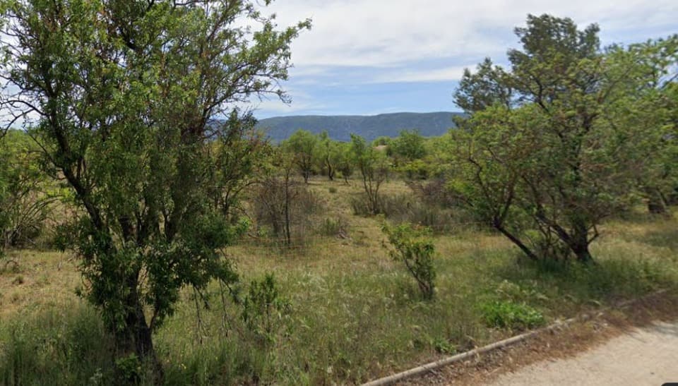 Terrain - Terrain à bâtir () à Cabrières-d'Avignon (84), prix 135 500 €