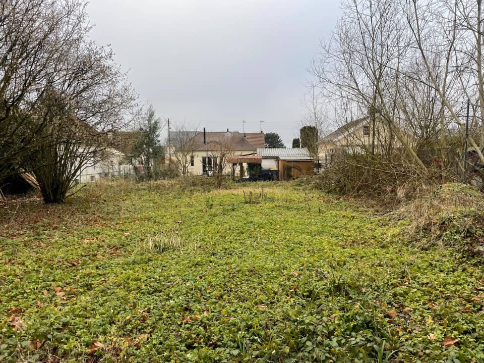 Terrain - Terrain à bâtir () à Le Plessis-Belleville, prix 137 000 €