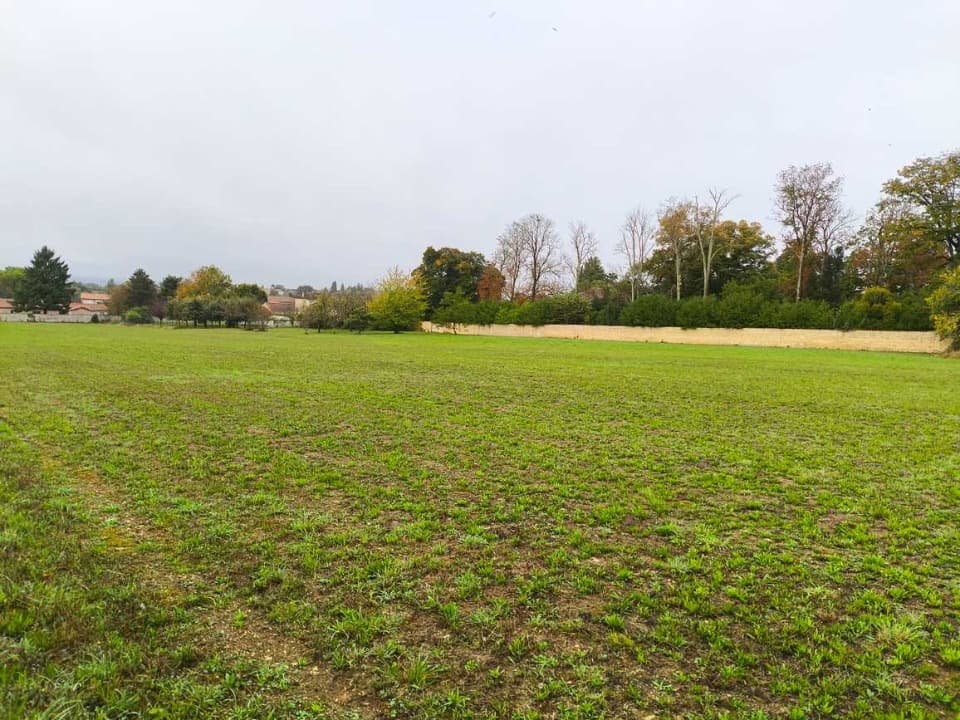 Terrain - Terrain à bâtir Barbezieux-Saint-Hilaire (16300) à Barbezieux-Saint-Hilaire (16), prix 20 000 €