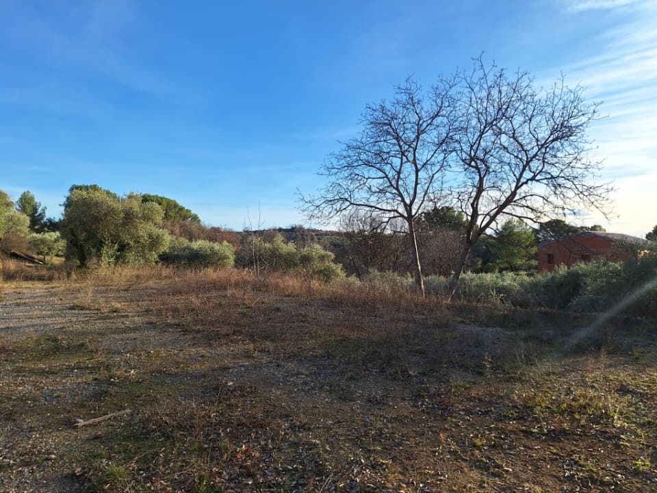 Terrain - Terrain à bâtir () à Valensole (42), prix 140 000 €