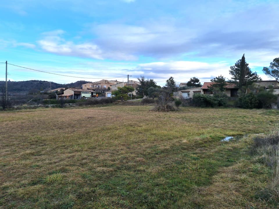 Terrain - Terrain à bâtir () à Châteauneuf-Val-Saint-Donat (42), prix 91 000 €