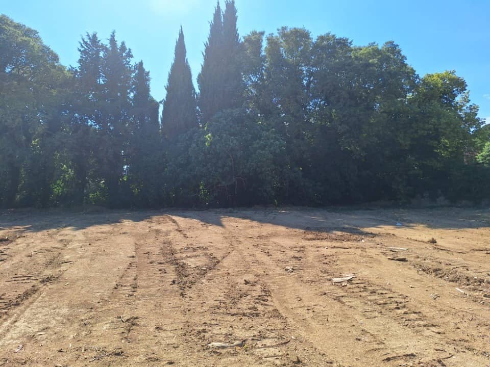 Terrain - Terrain à bâtir  () à Cadenet (84), prix 254 900 €