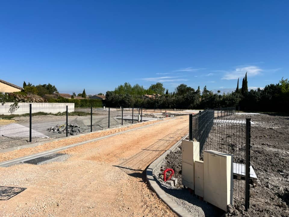 Terrain - Terrain à bâtir  () à L'Isle-sur-la-Sorgue (84), prix 180 000 €