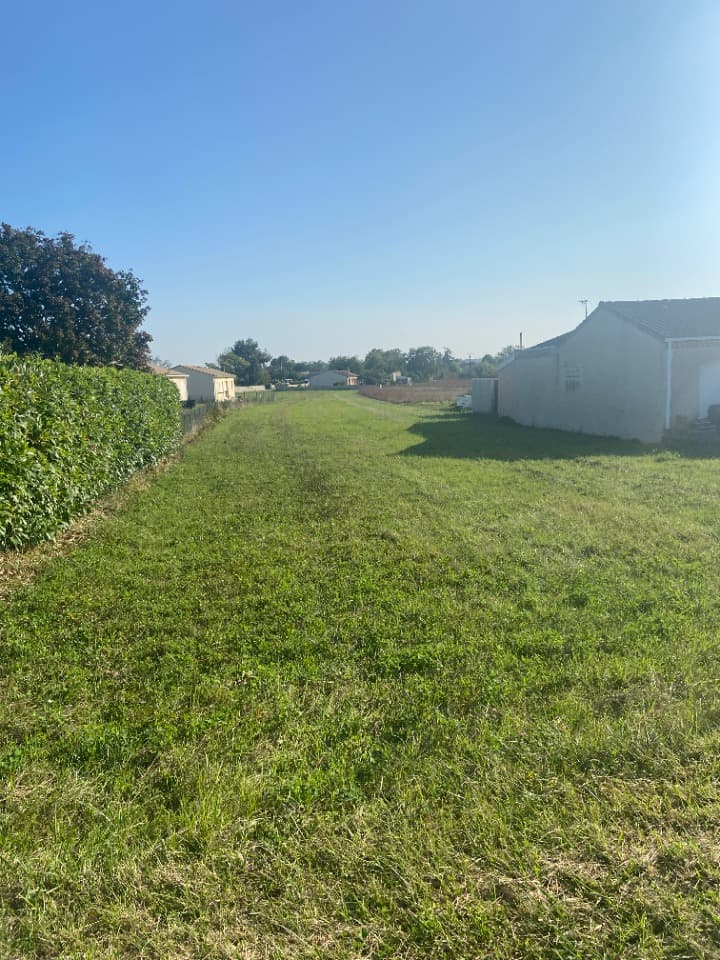 Terrain - Terrain à bâtir () à Vindelle (16), prix 59 900 €