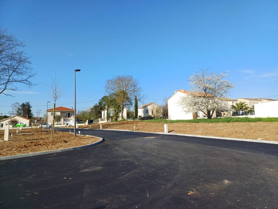 Terrain - Terrain à bâtir Gond-Pontouvre (16160) à Gond-Pontouvre (16), prix 47 000 €
