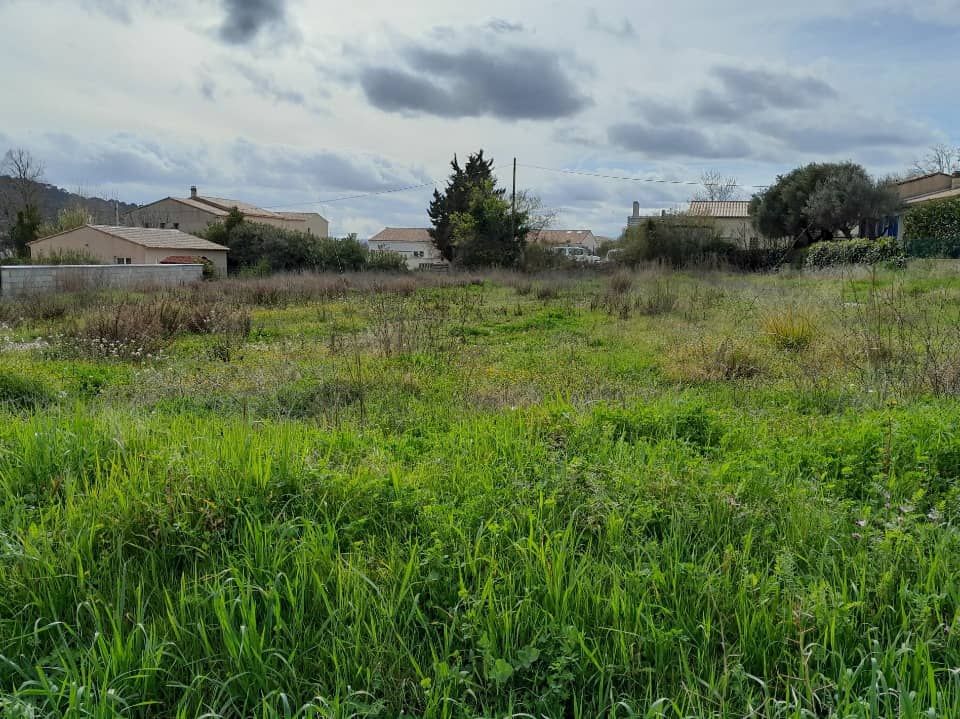 Terrain - Terrain à bâtir Carnoules (83660) à Carnoules (83), prix 150 000 €