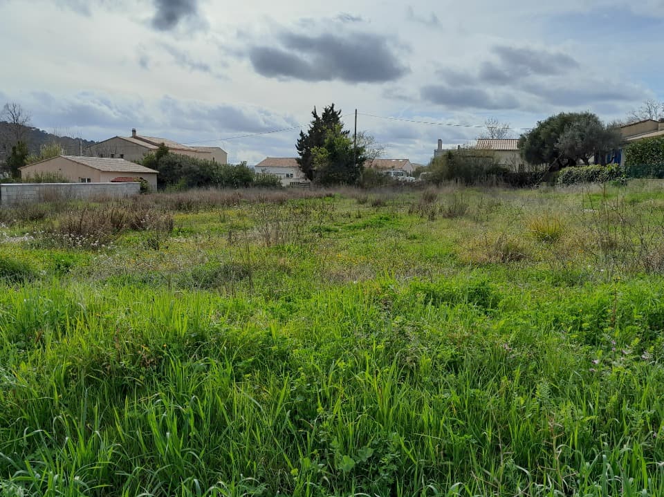 Terrain - Terrain à bâtir Carnoules (83660) à Carnoules (83), prix 150 000 €