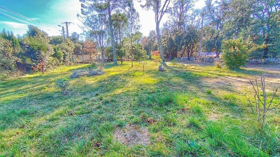 Terrain - Terrain à bâtir Garéoult (83136) à Garéoult (83), prix 149 000 €