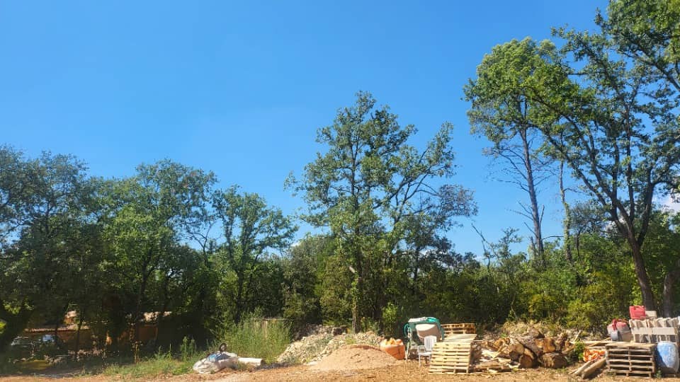 Terrain - Terrain à bâtir  () à Brignoles (83), prix 180 000 €