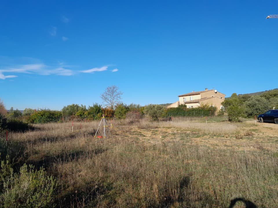 Terrain - Terrain à bâtir () à Tavernes (83), prix 72 500 €
