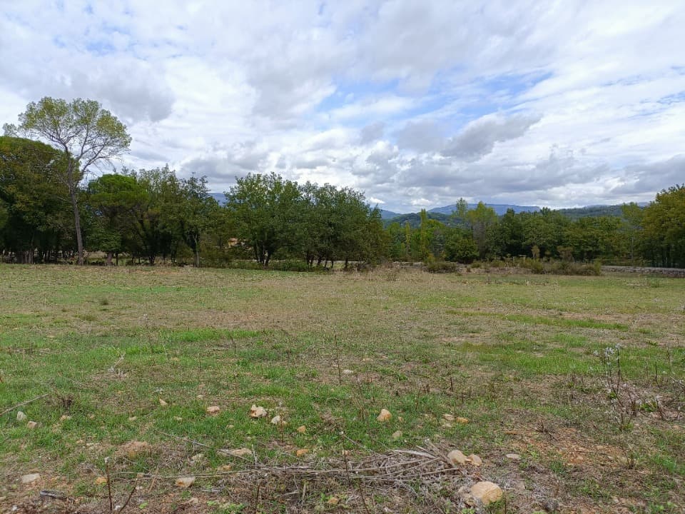 Terrain - Terrain à bâtir Tourrettes (83440) à Tourrettes (83), prix 235 000 €