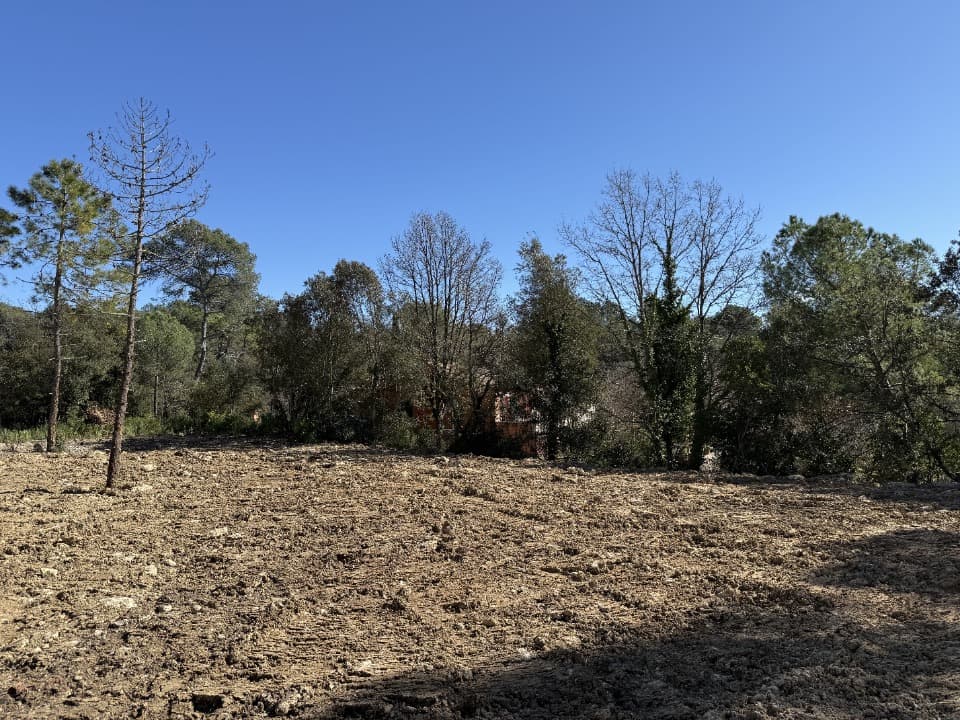 Terrain - Terrain à bâtir Bagnols-en-Forêt (83600) à Bagnols-en-Forêt (83), prix 170 000 €