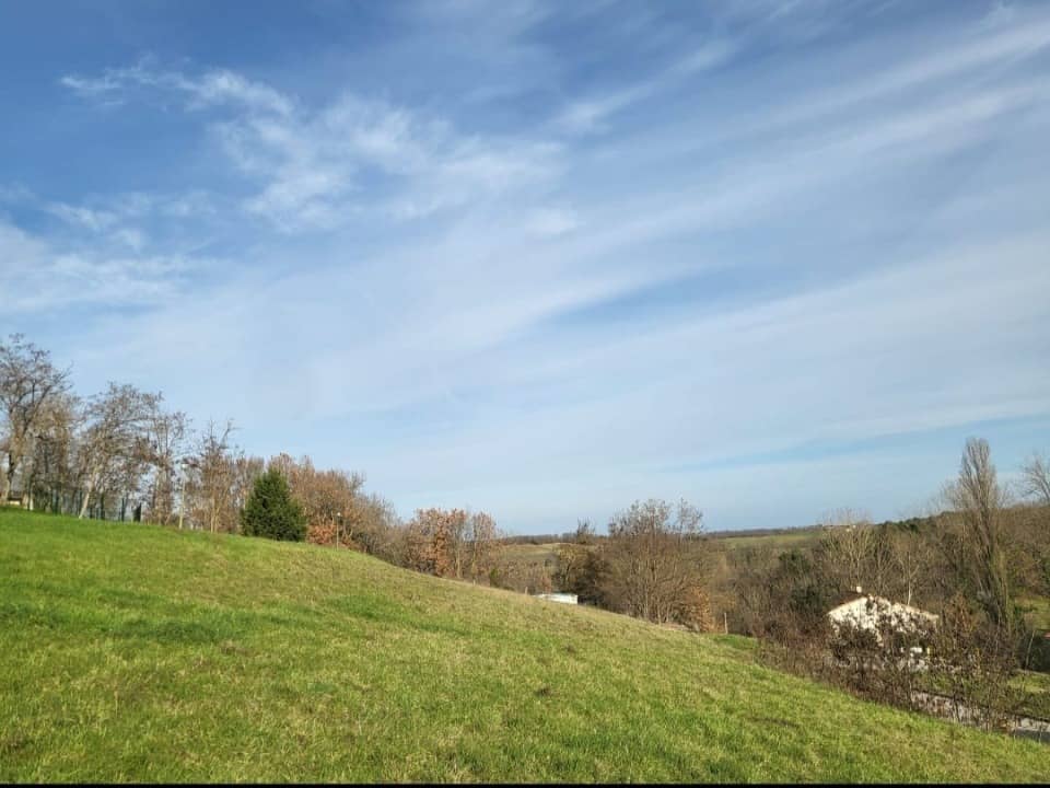 Terrain - Terrain à bâtir Castelnau-de-Montmiral (81140) à Castelnau-de-Montmiral, prix 30 000 €