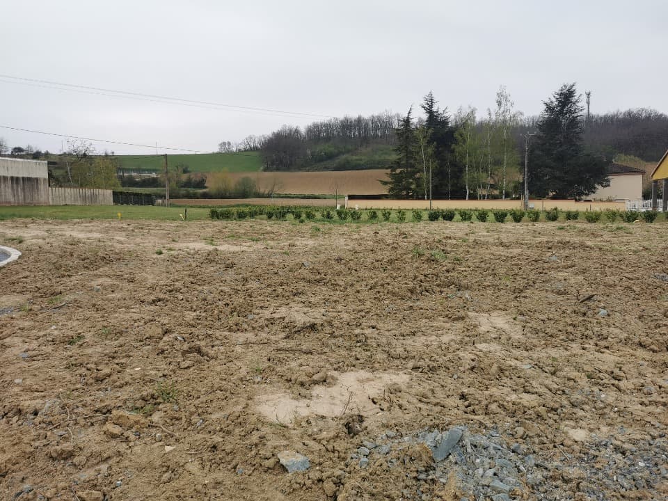Terrain - Terrain à bâtir Saint-Gauzens (81390) à Saint-Gauzens (81), prix 43 000 €