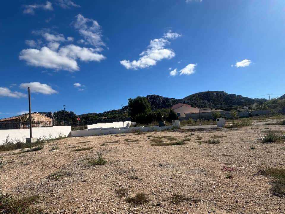 Terrain - Terrain à bâtir Les Pennes-Mirabeau (13170) à Les Pennes-Mirabeau (13), prix 239 900 €