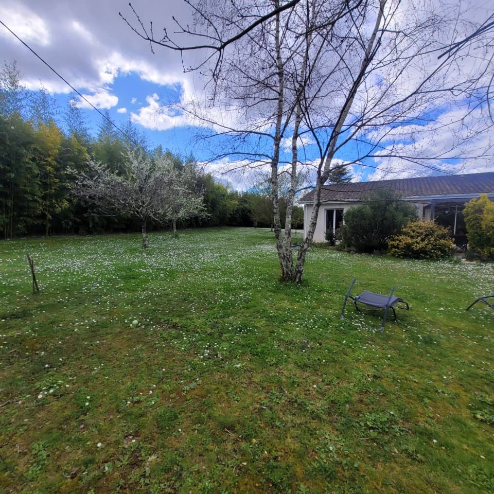 Terrain - Terrain à bâtir Saint-Sulpice-et-Cameyrac (33450) à Saint-Sulpice-et-Cameyrac (33), prix 120 000 €