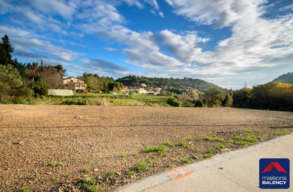 Terrain - Terrain à bâtir () à Bassan (34), prix 109 500 €