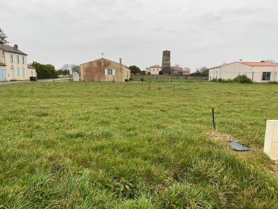 Terrain - Terrain à bâtir  () à Thézac, prix 57 710 €