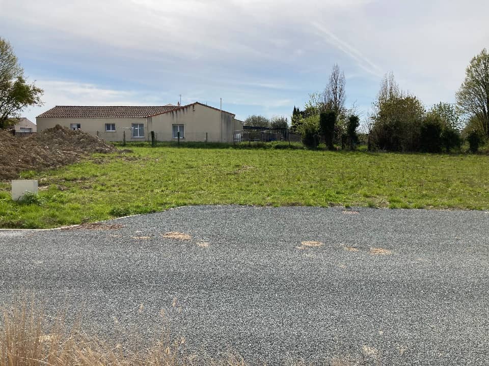 Terrain - Terrain à bâtir Saintes (17100) à Saintes, prix 68 000 €