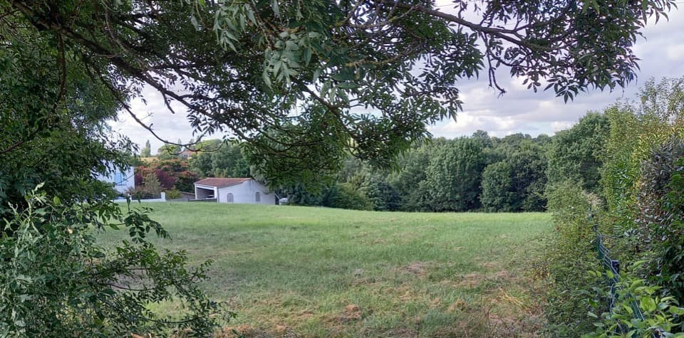 Terrain - Terrain à bâtir Fontcouverte (17100) à Fontcouverte (17), prix 24 000 €
