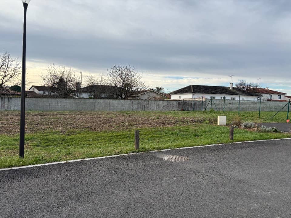 Terrain - Terrain à bâtir Cognac (16100) à Cognac (16), prix 47 800 €