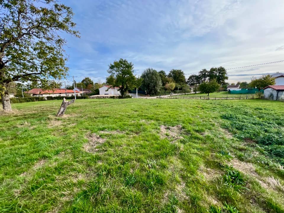 Terrain - Terrain à bâtir Viriat (01440) à Viriat (14), prix 102 000 €