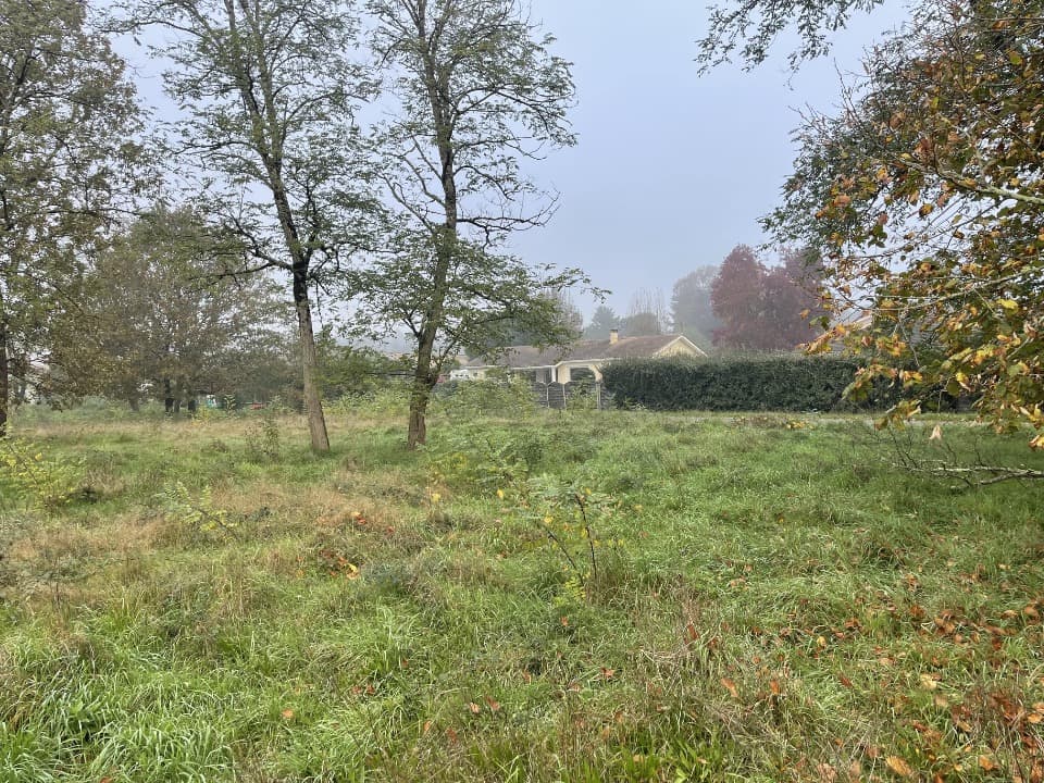 Terrain - Terrain à bâtir Saint-Médard-en-Jalles (33160) à Saint-Médard-en-Jalles (33), prix 250 000 €