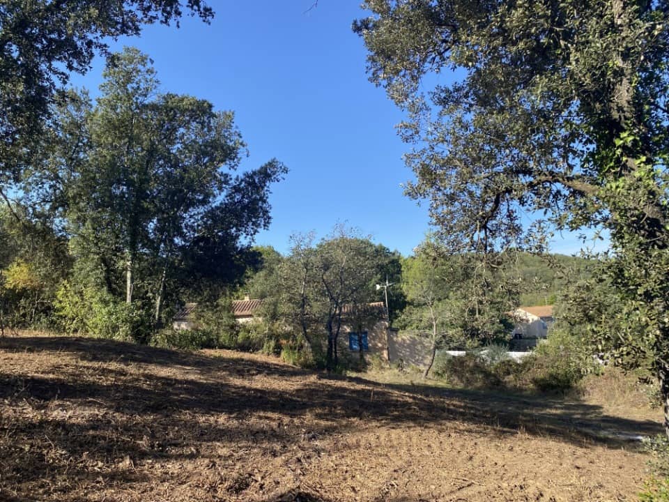 Terrain - Terrain à bâtir  () à Dions (30), prix 159 900 €