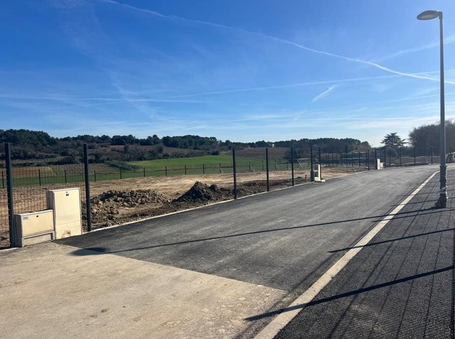 Terrain - Terrain à bâtir () à Aigues-Vives (30), prix 116 000 €