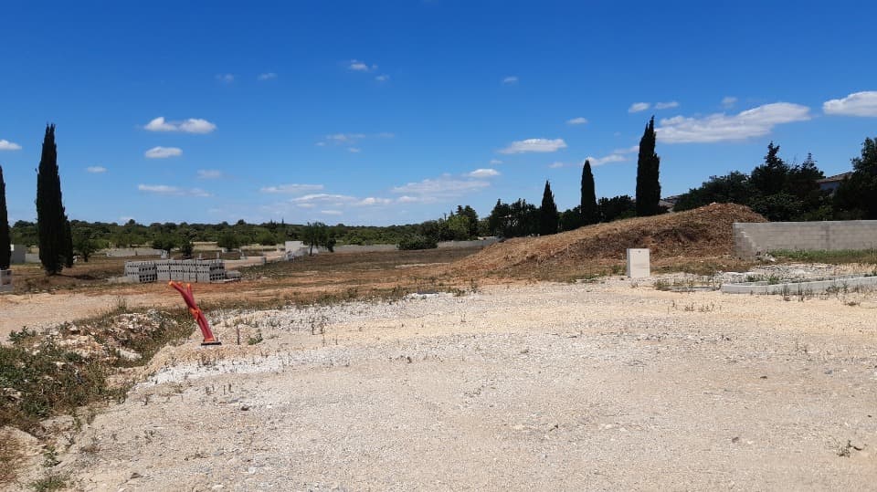 Terrain - Terrain à bâtir () à Poulx (30), prix 99 000 €