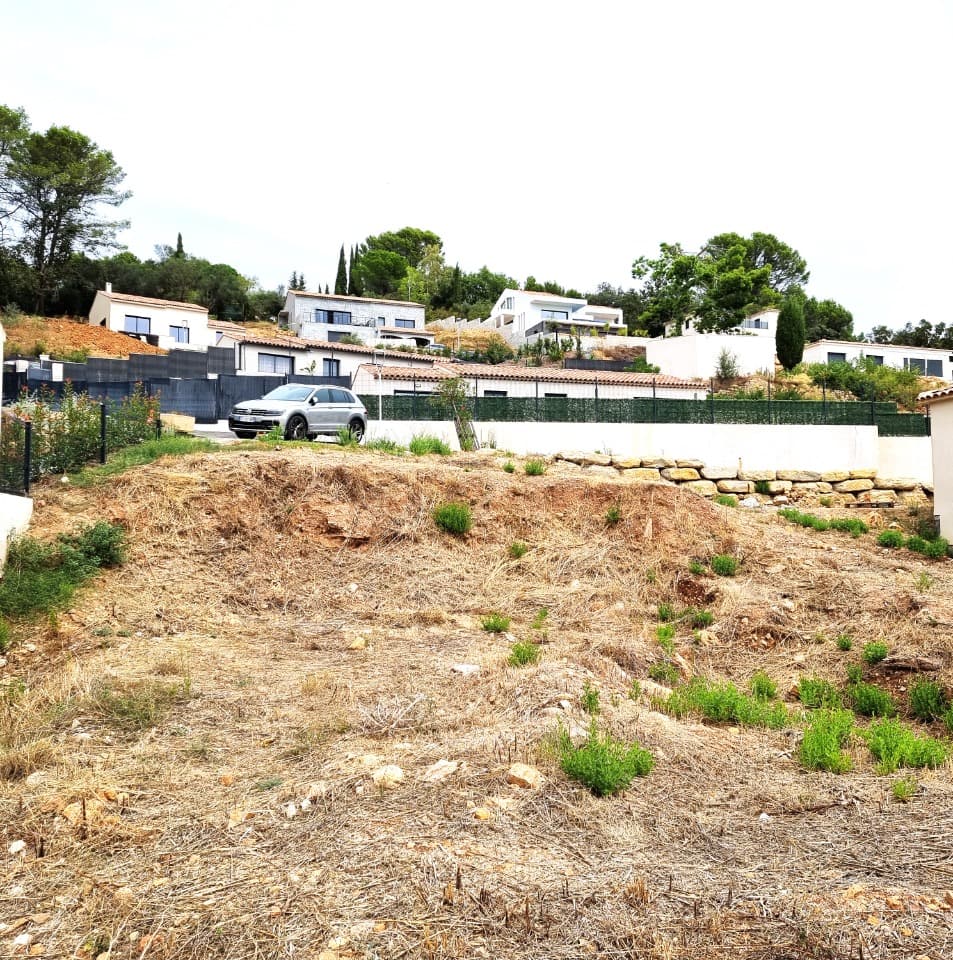 Maison neuve - Terrain à bâtir () à Cuers (83), prix 429 000 €