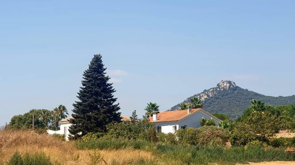 Terrain - Terrain à bâtir  () à Hyères (83), prix 240 000 €