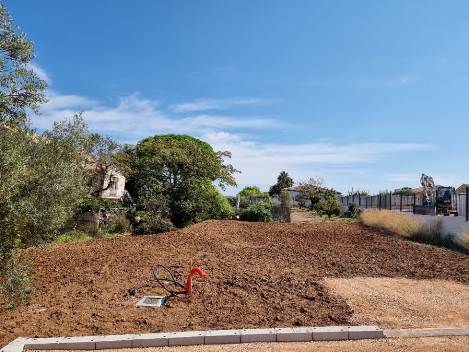 Terrain - Terrain à bâtir La Moutonne (83260) à La Moutonne (83), prix 320 000 €