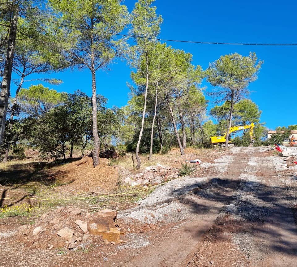 Terrain - Terrain à bâtir Pierrefeu-du-Var (83390) à Pierrefeu-du-Var (83), prix 180 000 €