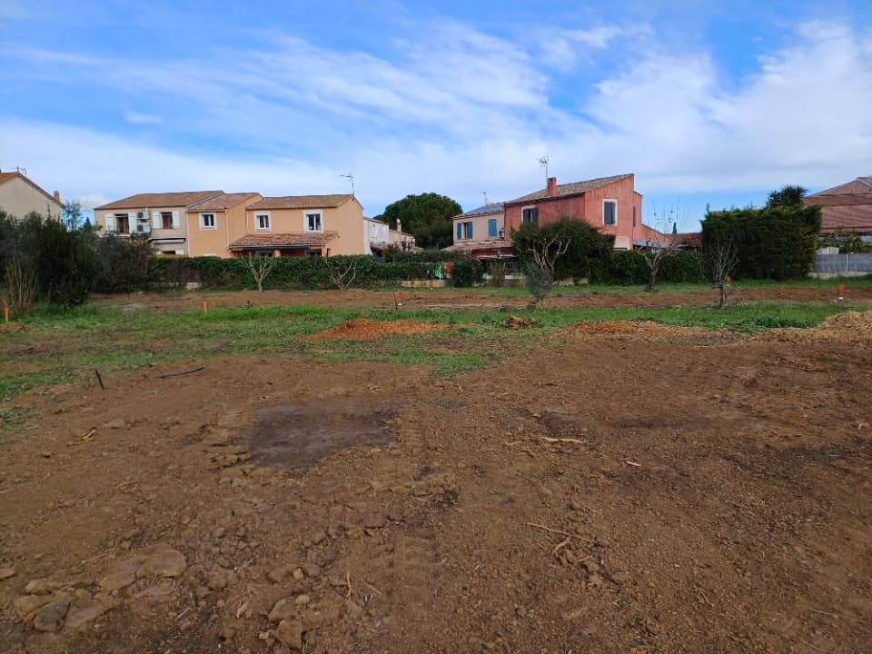 Terrain - Terrain à bâtir La Crau (83260) à La Crau (83), prix 300 000 €