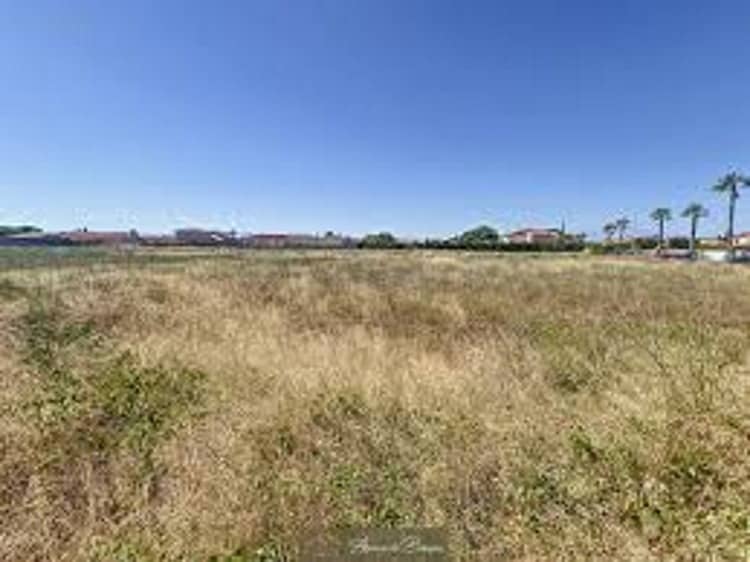 Terrain - Terrain à bâtir  () à Pia (66), prix 97 000 €