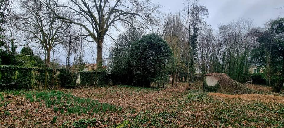 Terrain - Terrain à bâtir  () à Lagny-sur-Marne (77), prix 565 000 €