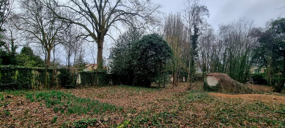 Terrain - Terrain à bâtir () à Lagny-sur-Marne (77), prix 565 000 €