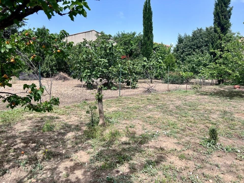 Terrain - Terrain à bâtir () à Miramas (13), prix 232 000 €