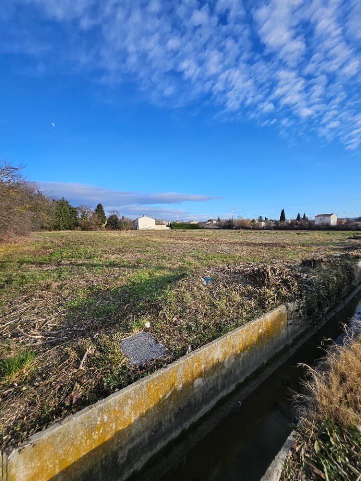 Terrain - Terrain à bâtir Sénas (13560) à Sénas (13), prix 154 900 €
